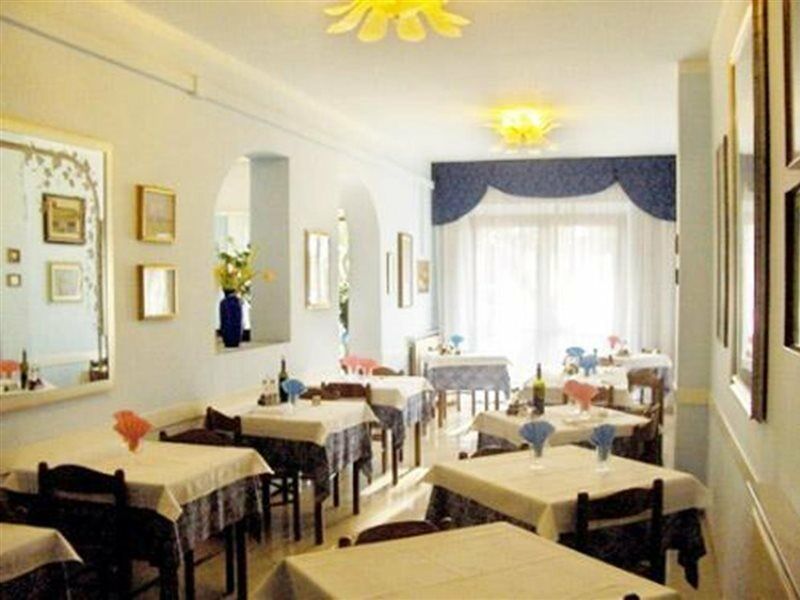 Hotel Firenze เวียเรจโจ ภายนอก รูปภาพ