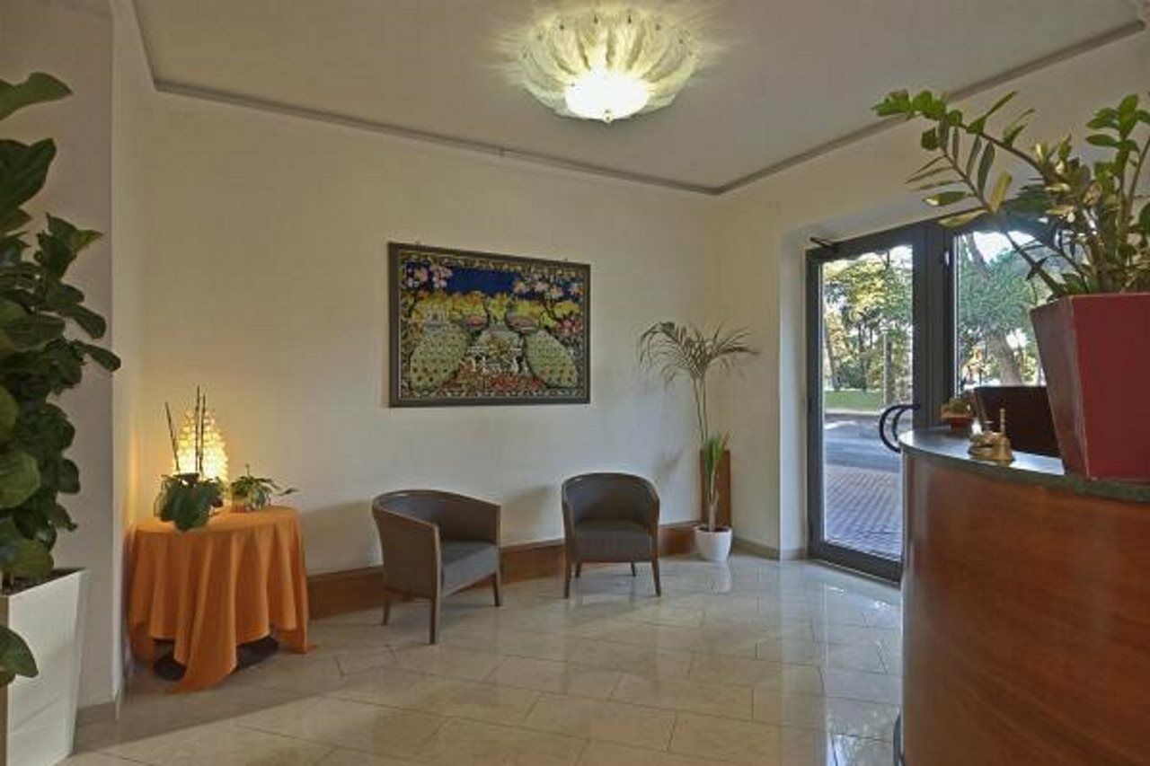 Hotel Firenze เวียเรจโจ ภายนอก รูปภาพ