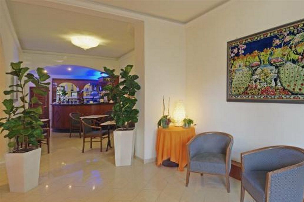 Hotel Firenze เวียเรจโจ ภายนอก รูปภาพ